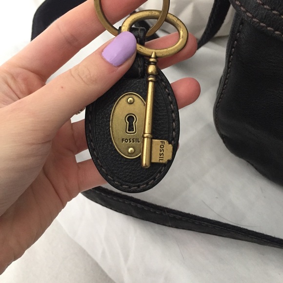 Fossil Leather Crossbody Purse - Picture 2 of 13